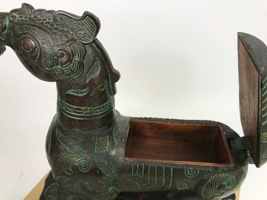 VERY COOL - Dual Purpose Lighter With Teak Cigarette Holder Chinese Reproduction Of A Warring States Dynasty Container Getz Bros By Legacy Line With Original Box [Photo 18]