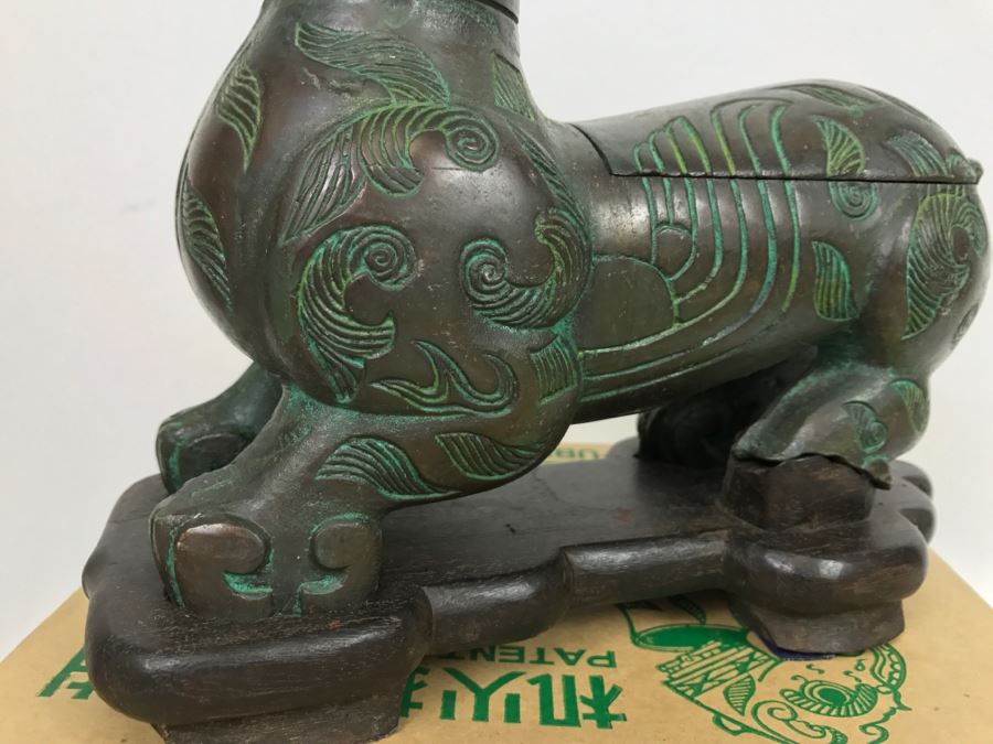 VERY COOL - Dual Purpose Lighter With Teak Cigarette Holder Chinese Reproduction Of A Warring States Dynasty Container Getz Bros By Legacy Line With Original Box [Photo 8]