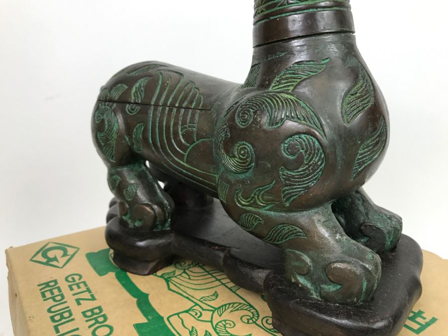 VERY COOL - Dual Purpose Lighter With Teak Cigarette Holder Chinese Reproduction Of A Warring States Dynasty Container Getz Bros By Legacy Line With Original Box [Photo 14]