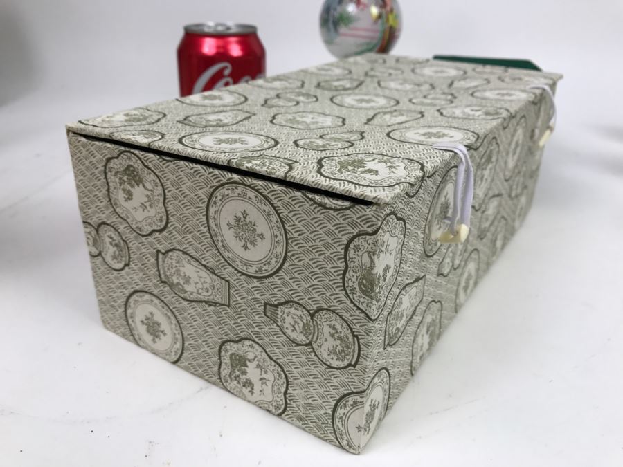 Reverse Painted Asian Glass Ball With Stand And Original Box Plus Reverse Painted Ornament With Box [Photo 20]