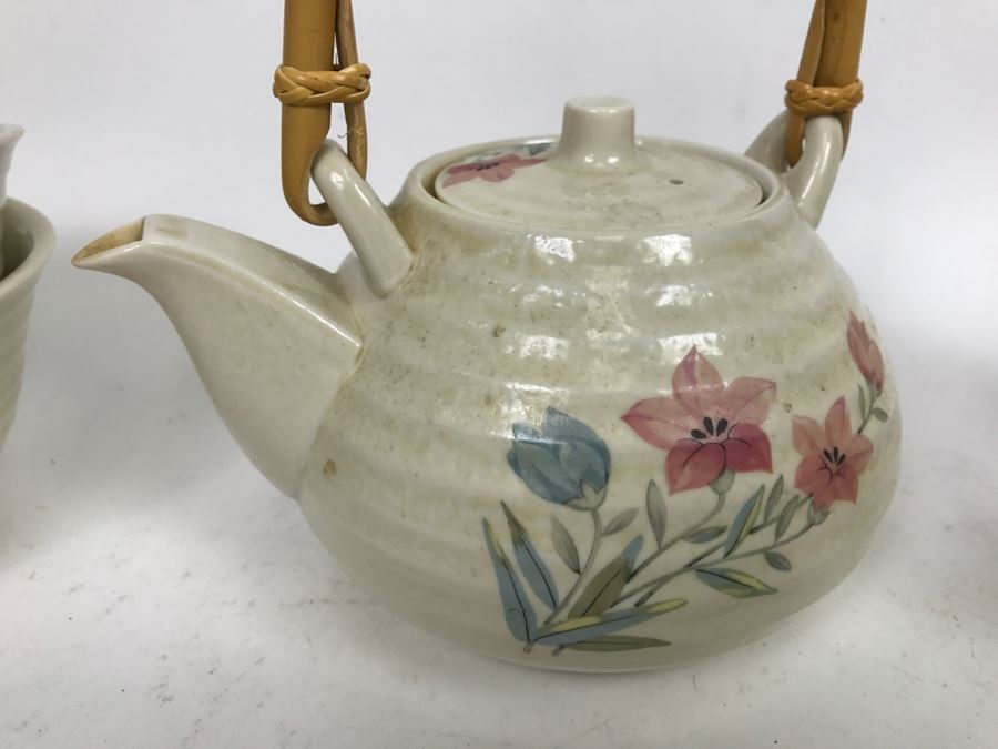 Vintage ~28 Piece Japanese Hand Painted White Glaze Pottery Signed China Tea Set [Photo 27]