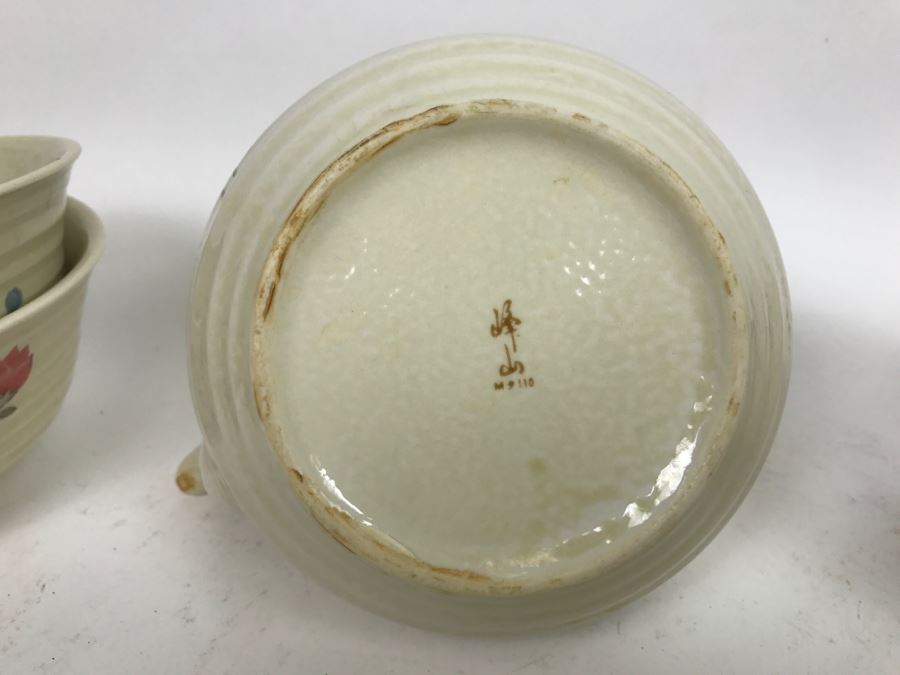 Vintage ~28 Piece Japanese Hand Painted White Glaze Pottery Signed China Tea Set [Photo 30]