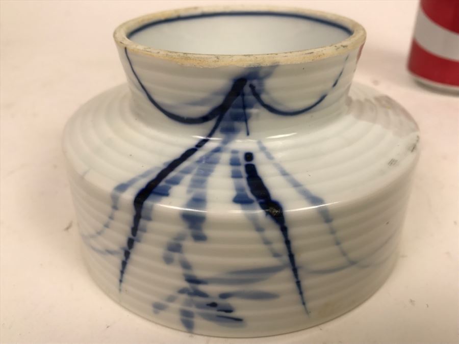 Stunning Blue And White Asian Footed Bowl Signed Underneath [Photo 11]