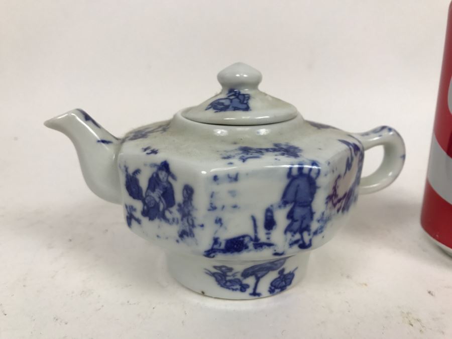 Small Blue And White Asian Tea Pot Signed Underneath [Photo 1]