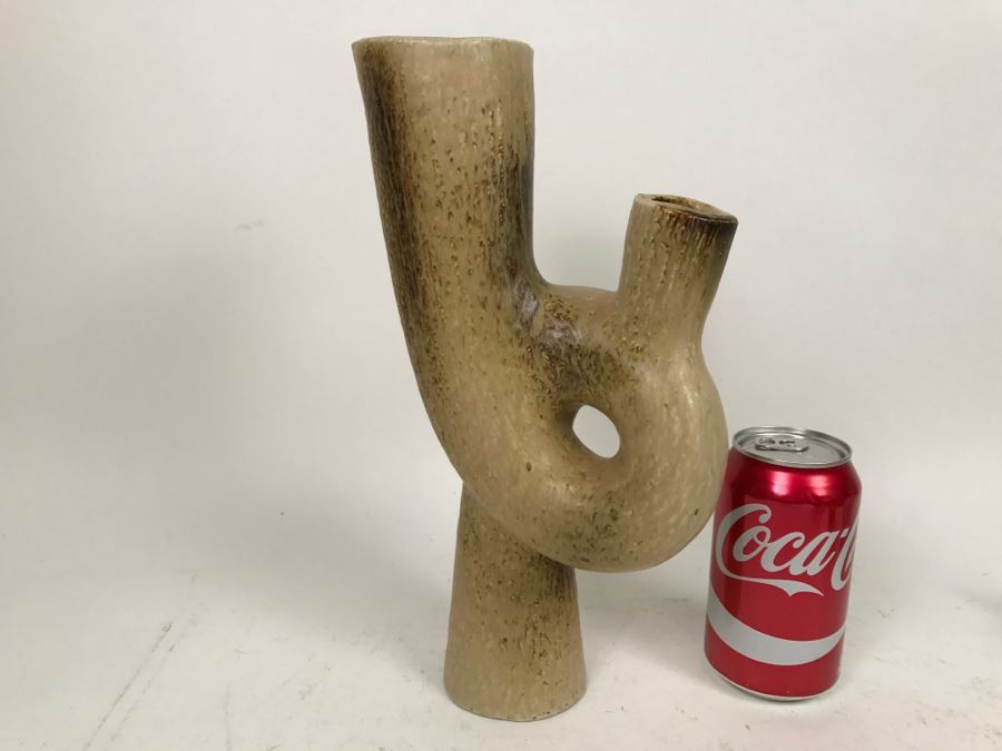 Unusual Japanese Light Brown Glaze Vase Signed [Photo 6]