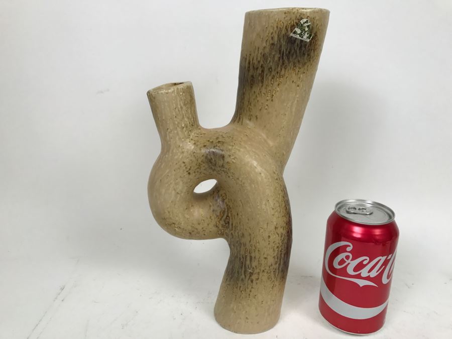 Unusual Japanese Light Brown Glaze Vase Signed [Photo 4]