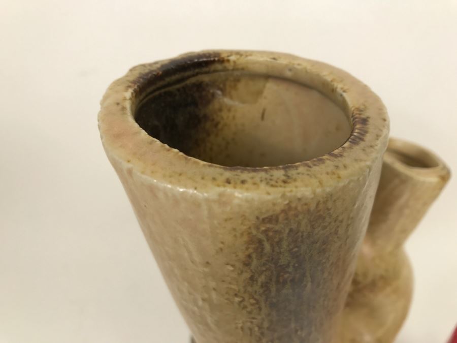 Unusual Japanese Light Brown Glaze Vase Signed [Photo 8]