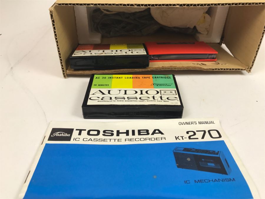 Toshiba Cassette Recorder KT-270D With Original Box And Cassette Tapes [Photo 4]