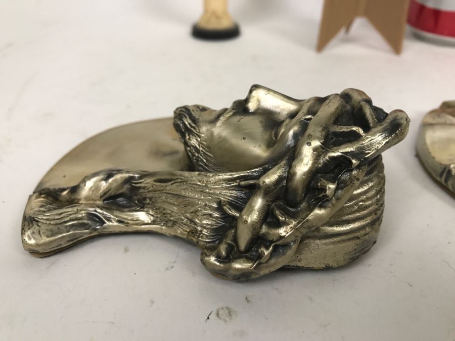 Various Religious Items [Photo 11]