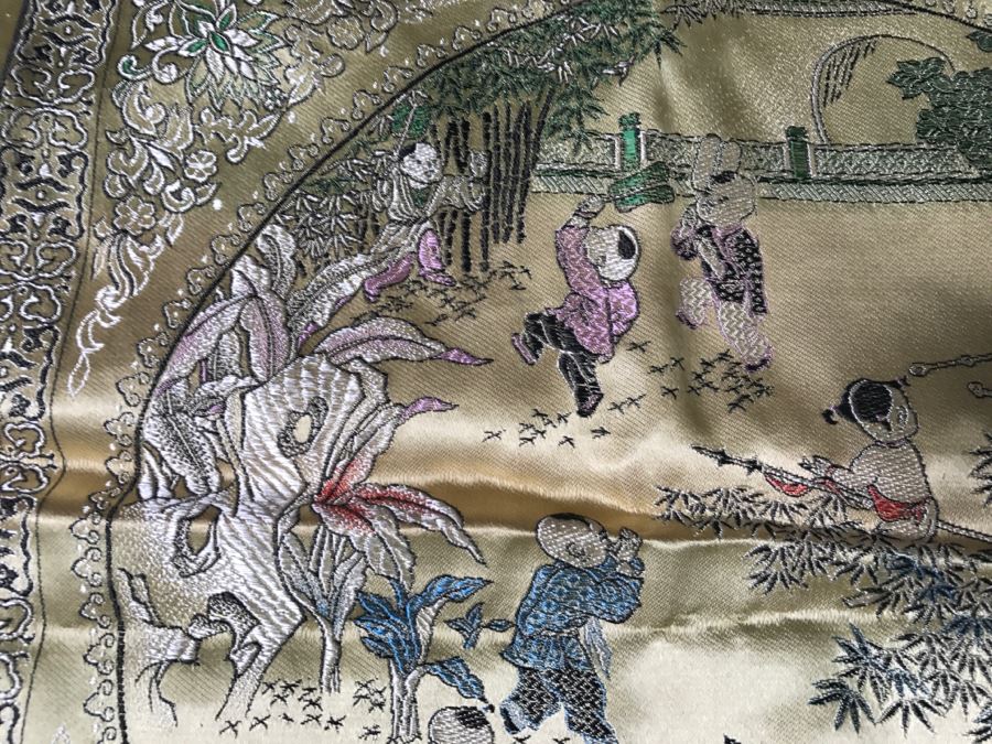 Chinese Gold Silk Embroidery [Photo 20]