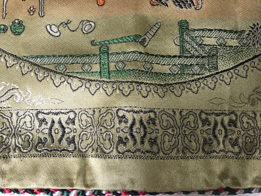 Chinese Gold Silk Embroidery [Photo 15]