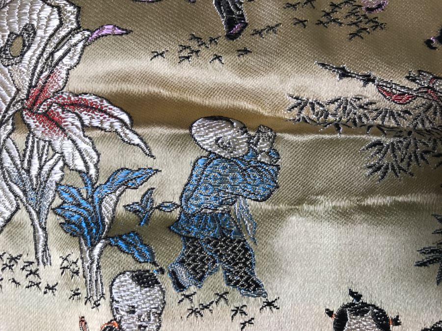 Chinese Gold Silk Embroidery [Photo 27]