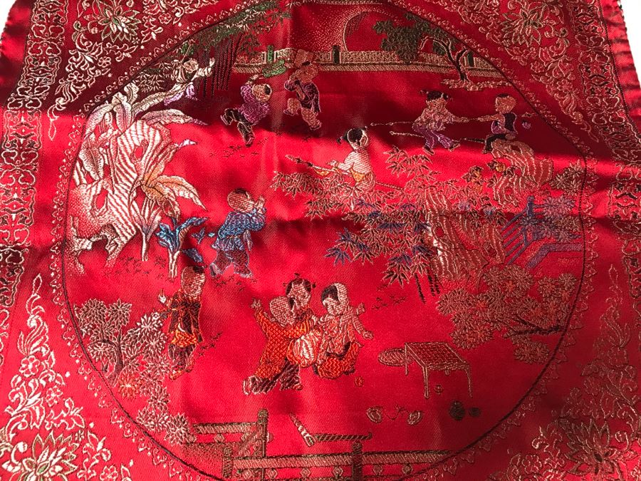 Chinese Gold Silk Embroidery [Photo 30]