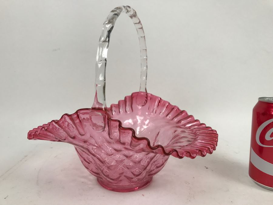 Hand Blown Pink Fluted Glass Basket [Photo 1]