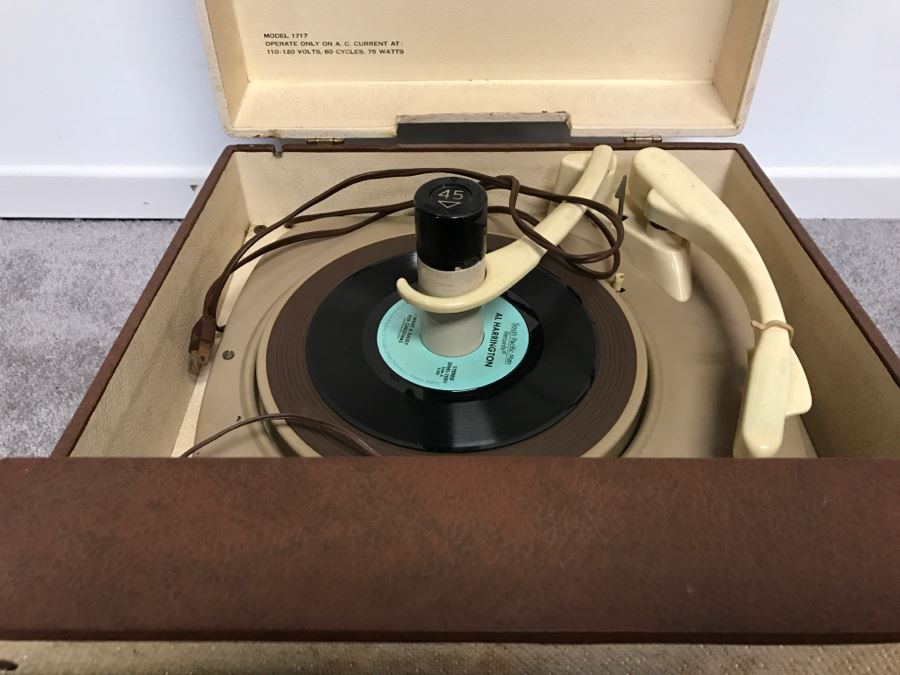 WORKING Symphonic Portable Record Player Model 1717 Vintage Tube Amplifier [Photo 10]