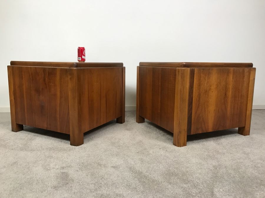 Pair Of Mid-Cenury LANE End Tables Cabinets With Single Door Style No 1590 92 [Photo 11]