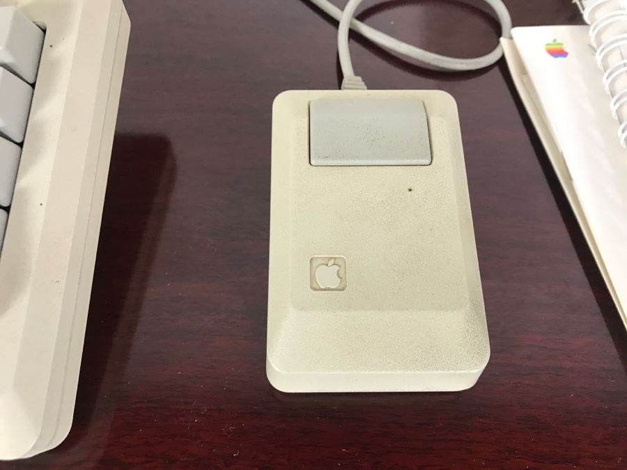 Apple Macintosh Mac Plus 1MB Computer (For Parts) Model M0001A With Manuals, Mouse, Keyboard And ImageWriter II Printer [Photo 5]