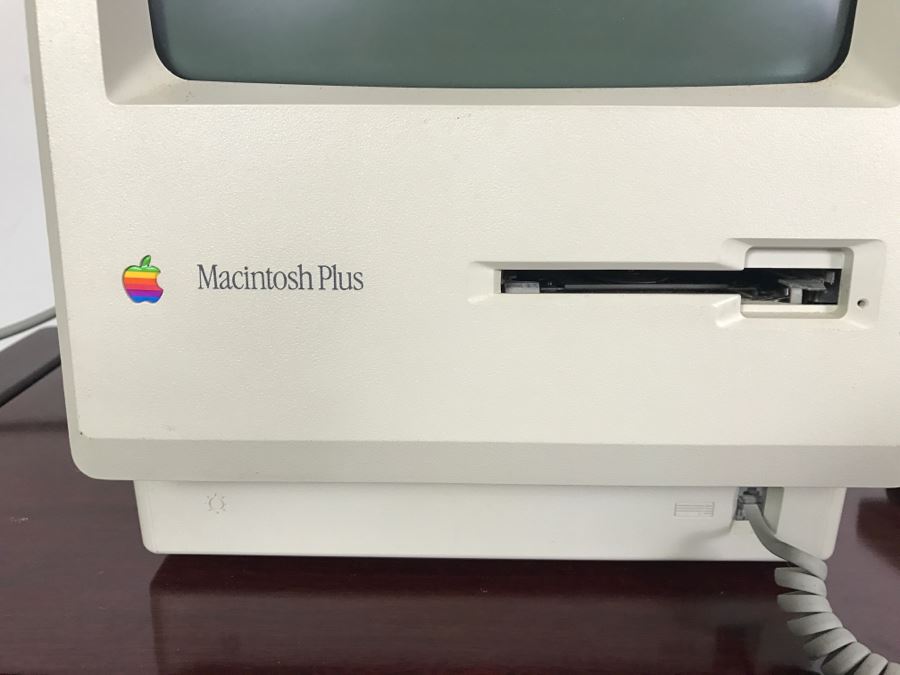 Apple Macintosh Mac Plus 1MB Computer (For Parts) Model M0001A With ...