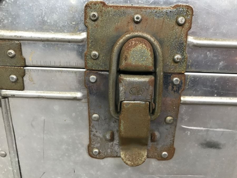 Vintage KOWA Industry Japanese Metal Steamer Trunk [Photo 5]