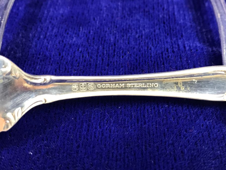 New Old Stock 30 Pieces Of Gorham Company Sterling Silver 20 Forks And 10 Knives - Forks Alone Weigh 851g $408 Melt Value - Knives An Additional ~$68 Melt Value = ~$470MV [Photo 13]