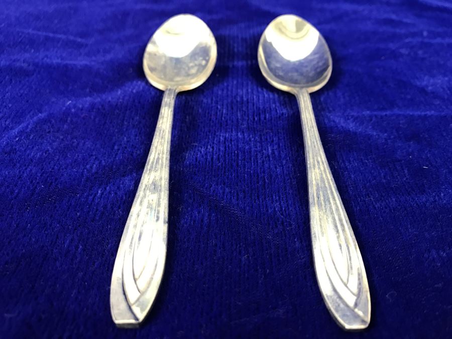 Pair Of Vintage Spoons [Photo 4]