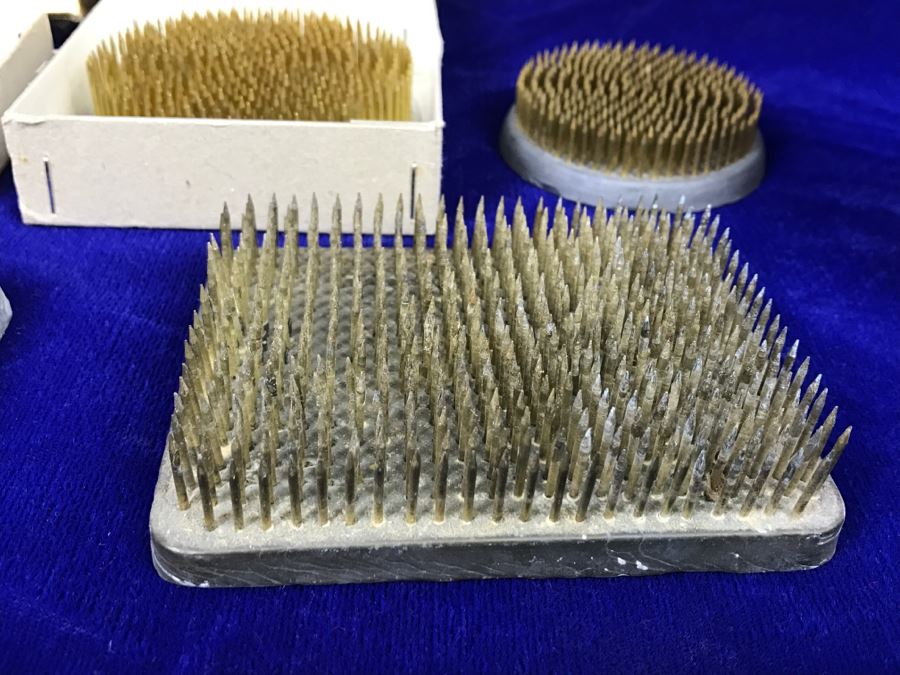 Vintage Japanese Floral Arrangement Pin Frogs [Photo 7]