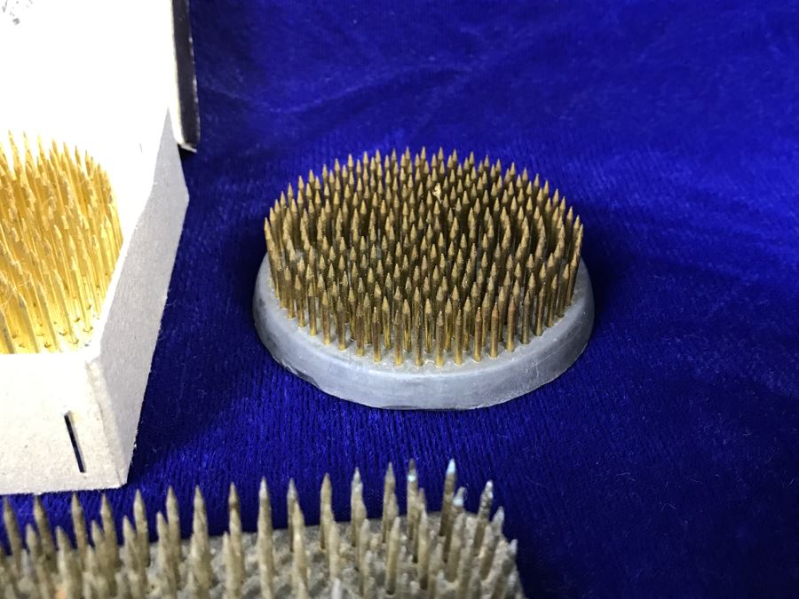 Vintage Japanese Floral Arrangement Pin Frogs [Photo 8]