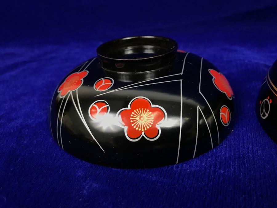 Pair Of Hand Painted Lacquer Bowls [Photo 13]