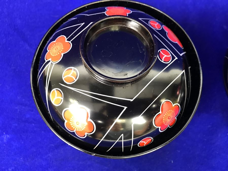 Pair Of Hand Painted Lacquer Bowls [Photo 6]