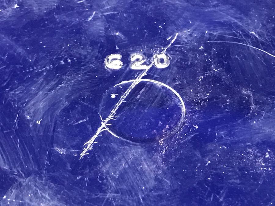 Pair Of Deep Purple Glass Stands [Photo 5]