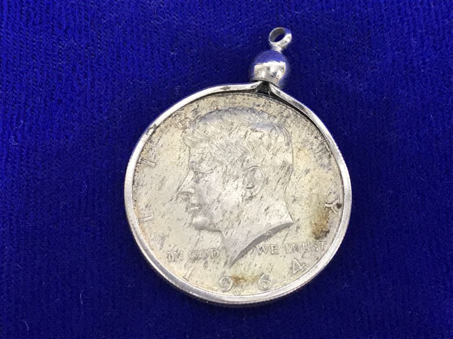 1964 Kennedy Half Dollar Pendant 90% Silver [Photo 3]