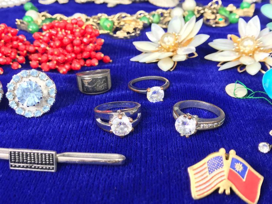 Huge Collection Of Vintage Costume Jewelry Hong Kong Some Sterling Silver See All Photos [Photo 3]