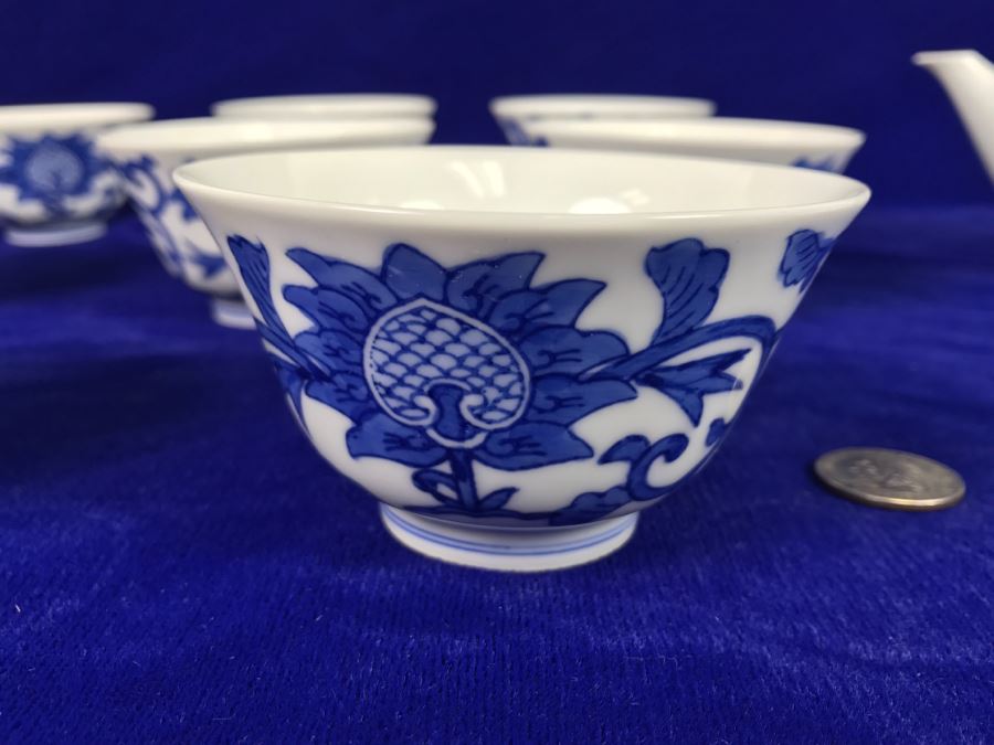 10 Piece Asian Blue And White Tea Set - See Photos For Slight Chip In Spout [Photo 15]