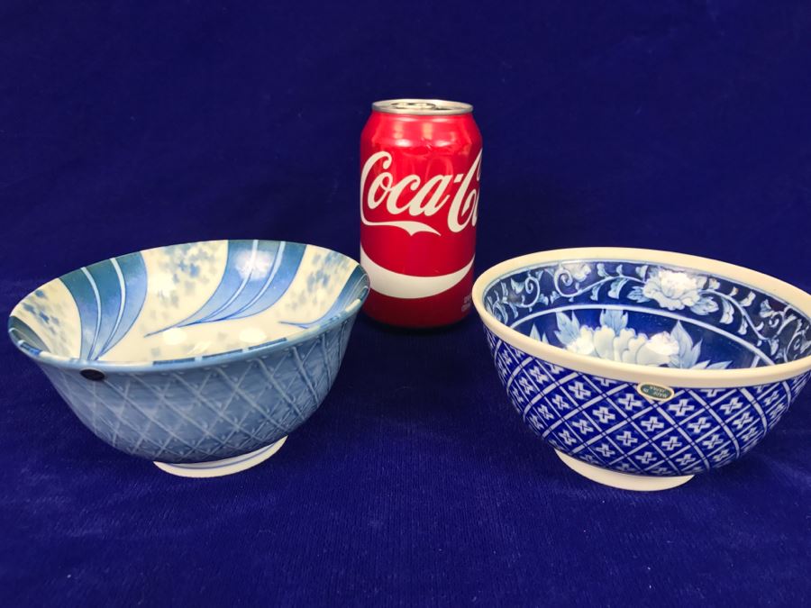 Pair Of Signed Japanese Blue And White Bowls [Photo 1]