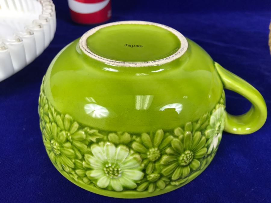 (2) Mid-Century Japanese Cups With Fluted Milk Glass Bowl [Photo 6]