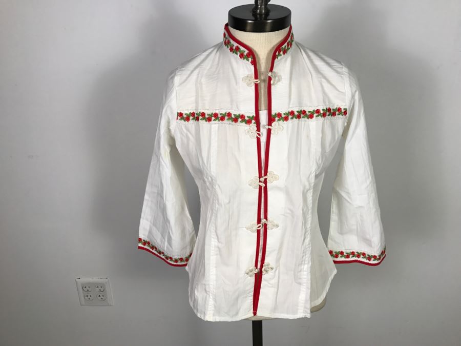 Vintage Asian Button Down Top With Embroidery Size L [Photo 1]