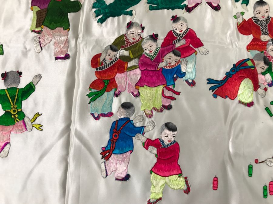 JUST ADDED - Detailed Chinese Silk Embroidery Art Wall Hanging Signed [Photo 17]