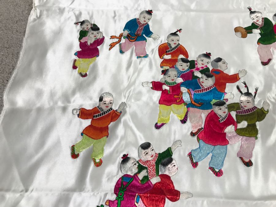 JUST ADDED - Detailed Chinese Silk Embroidery Art Wall Hanging Signed [Photo 22]