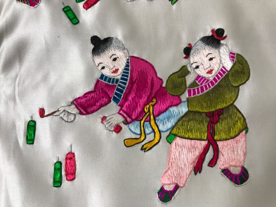 JUST ADDED - Detailed Chinese Silk Embroidery Art Wall Hanging Signed [Photo 15]
