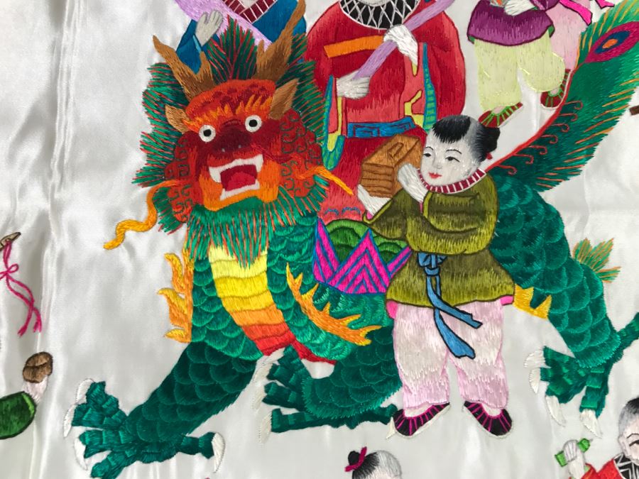 JUST ADDED - Detailed Chinese Silk Embroidery Art Wall Hanging Signed [Photo 7]