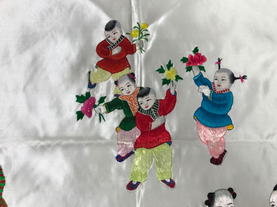 JUST ADDED - Detailed Chinese Silk Embroidery Art Wall Hanging Signed [Photo 10]