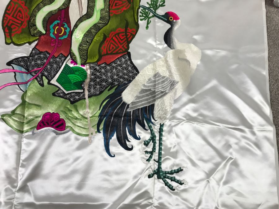 JUST ADDED - Chinese Silk Embroidery Art Wall Hanging Signed [Photo 9]