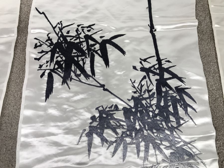 JUST ADDED - Set Of 4 Chinese Silk Embroidery Floral Art Wall Hangings Individually Signed [Photo 15]