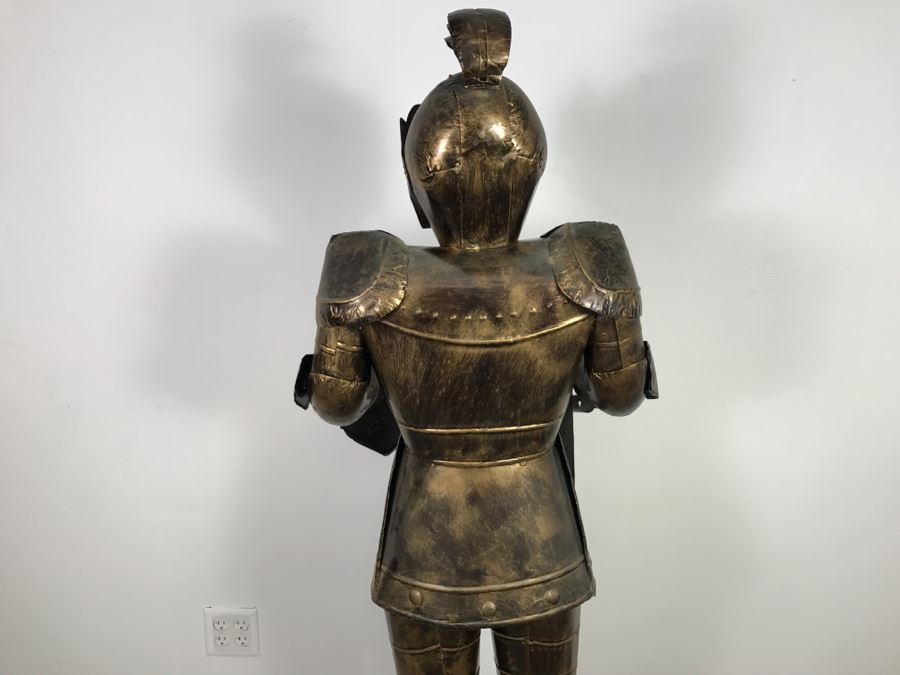 Decorative Life Size Knight In Armour Metal Sculpture [Photo 10]