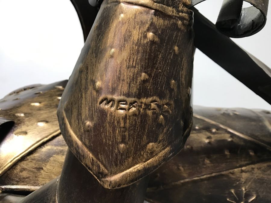 Decorative Life Size Knight In Armour Metal Sculpture [Photo 8]