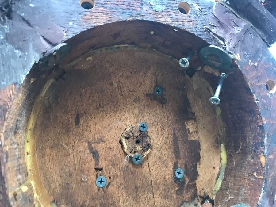 Stunning Antique Solid Carved Mahogany English Pedestal Table With Claw Feet - Note Repair On One Of The Legs [Photo 27]