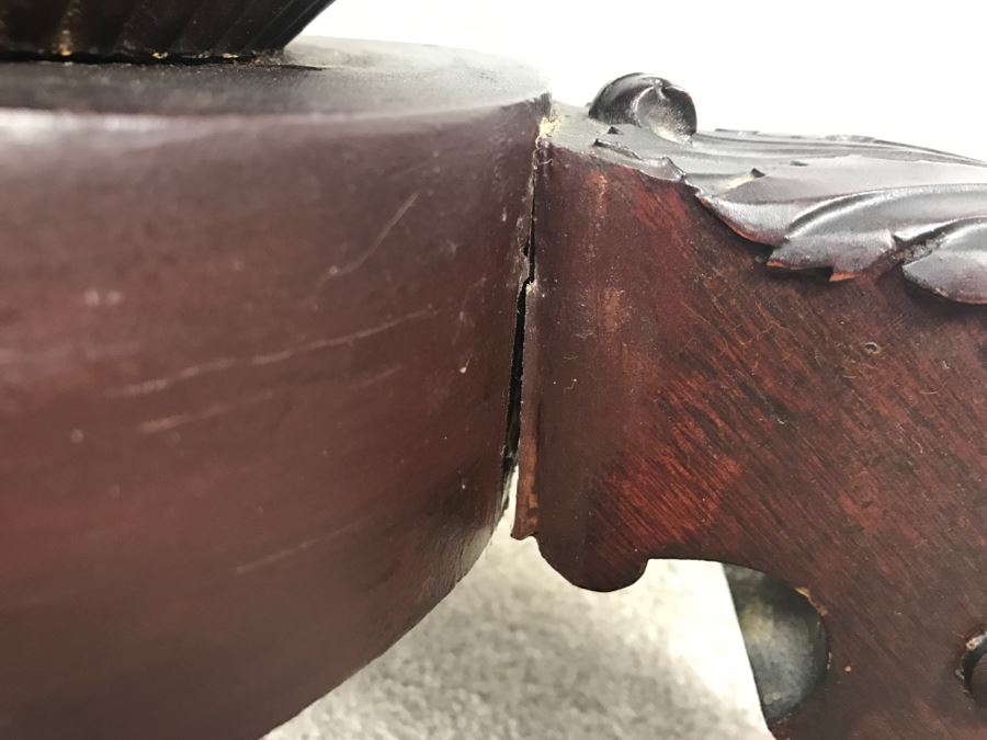 Stunning Antique Solid Carved Mahogany English Pedestal Table With Claw Feet - Note Repair On One Of The Legs [Photo 19]