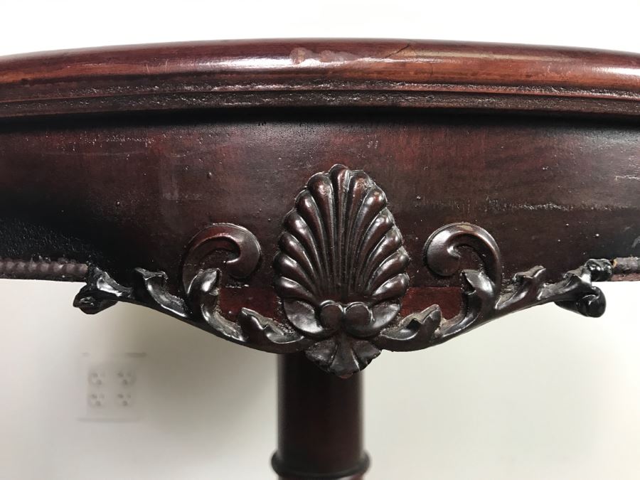 Stunning Antique Solid Carved Mahogany English Pedestal Table With Claw Feet - Note Repair On One Of The Legs [Photo 2]