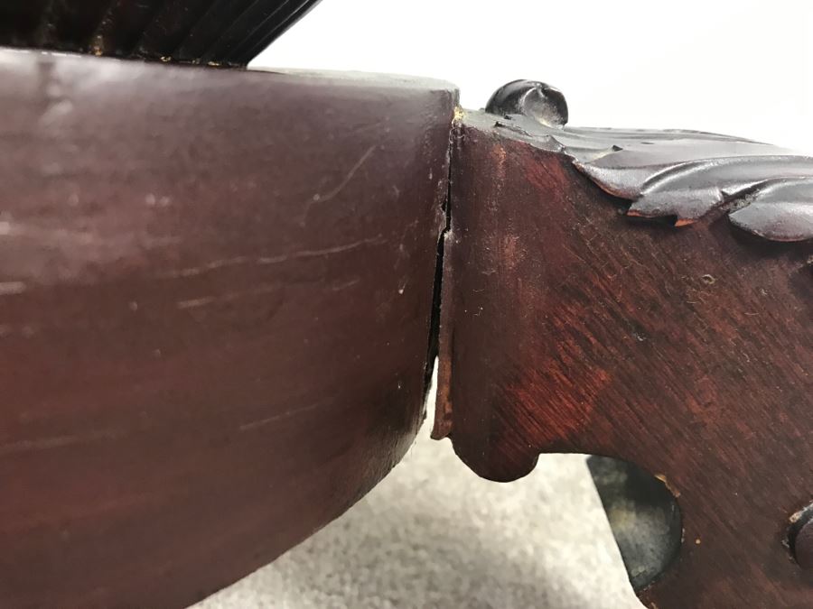 Stunning Antique Solid Carved Mahogany English Pedestal Table With Claw Feet - Note Repair On One Of The Legs [Photo 20]