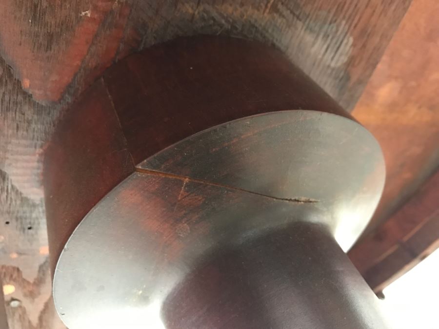 Stunning Antique Solid Carved Mahogany English Pedestal Table With Claw Feet - Note Repair On One Of The Legs [Photo 16]